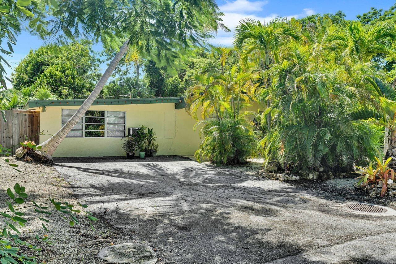 5353 Dogwood Dell Street, Marathon, FL 33050 Photo