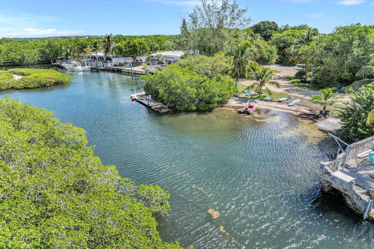 5353 Dogwood Dell Street, Marathon, FL 33050 Photo