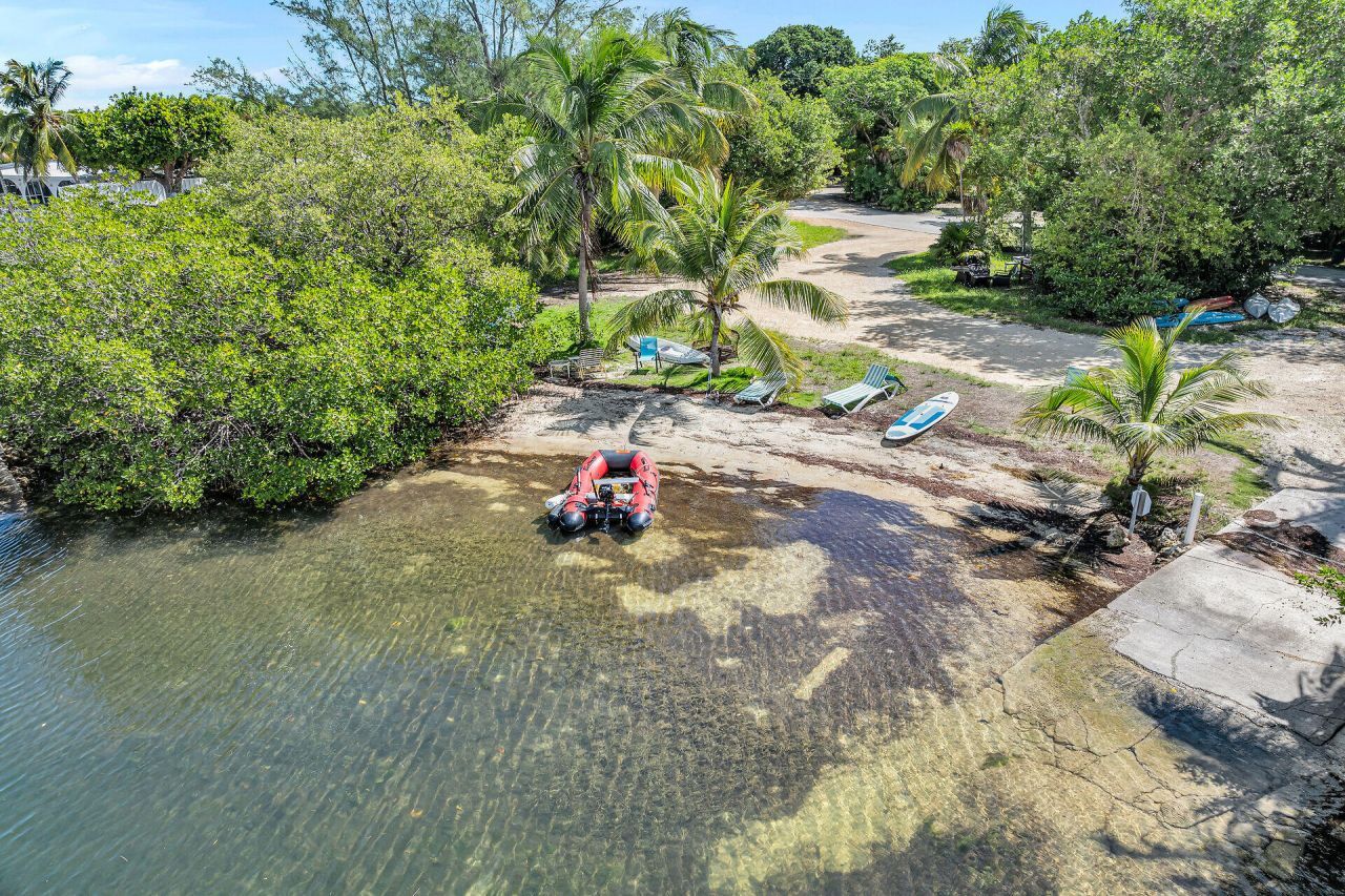 5353 Dogwood Dell Street, Marathon, FL 33050 Photo