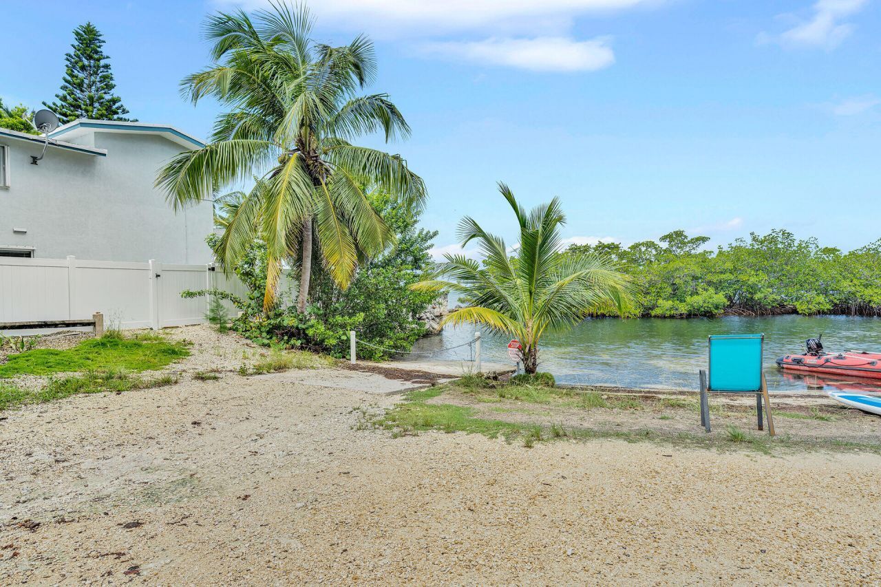 5353 Dogwood Dell Street, Marathon, FL 33050 Photo