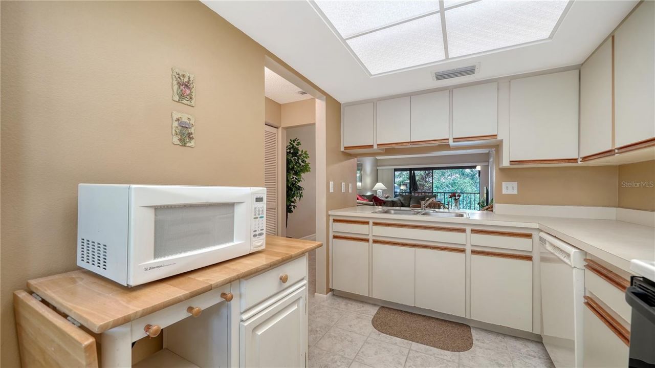 5649 Summer Side Lane, Unit 41B, Sarasota, FL 34231 Photo