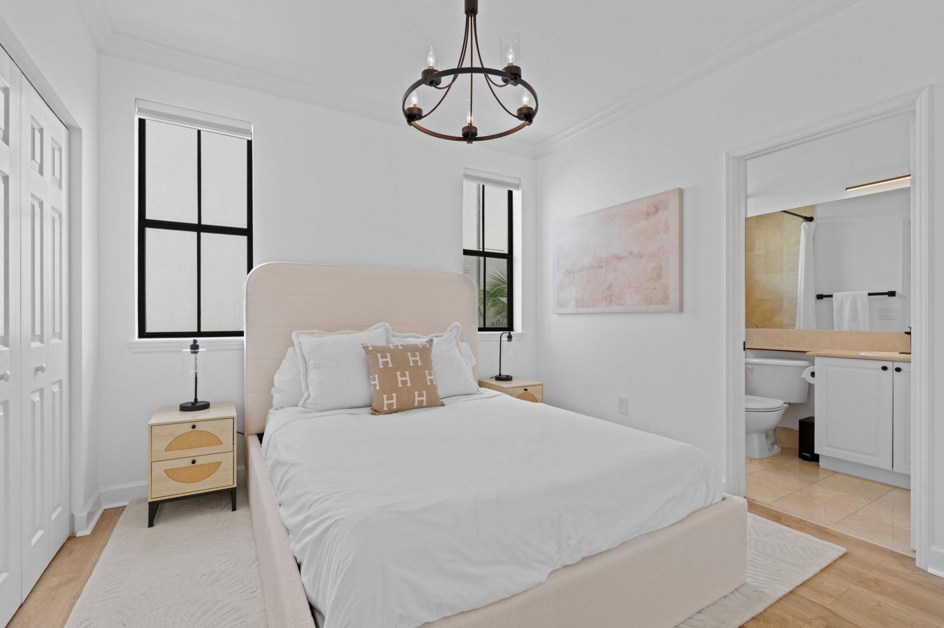 687 Hibiscus Street, West Palm Beach, FL 33401 Photo