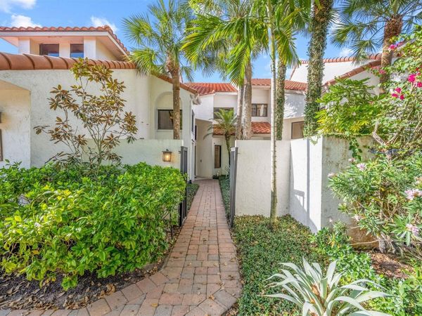 2443 Windsor Way Court, Wellington, FL 33414