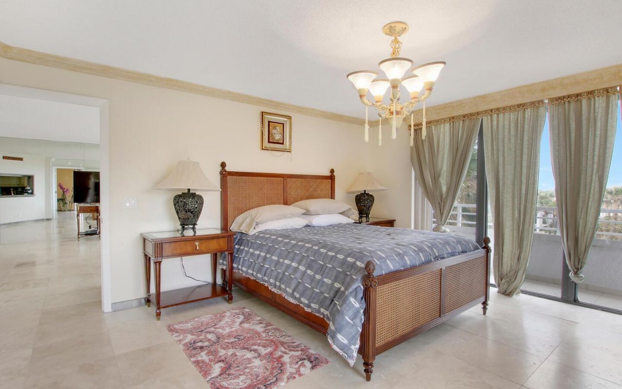 9950 S Ocean Drive, Unit 301, Jensen Beach, FL 34957 Photo