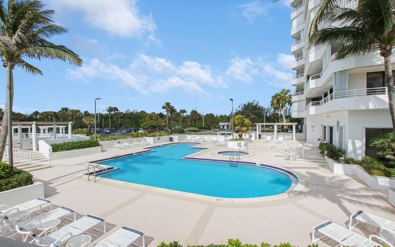 9950 S Ocean Drive, Unit 301, Jensen Beach, FL 34957 Photo