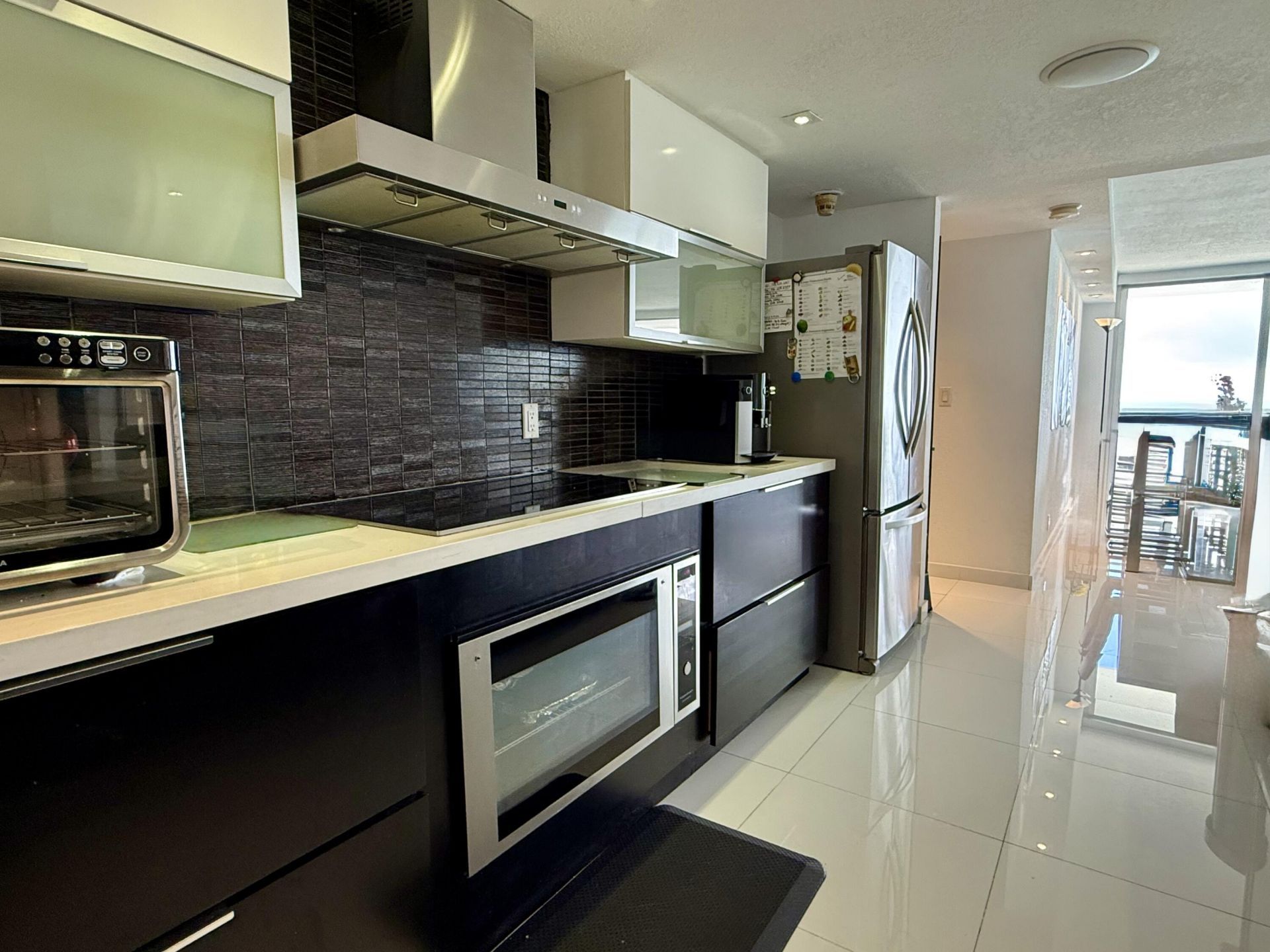 1890 S Ocean Drive, Unit 703, Hallandale Beach, FL 33009 Photo