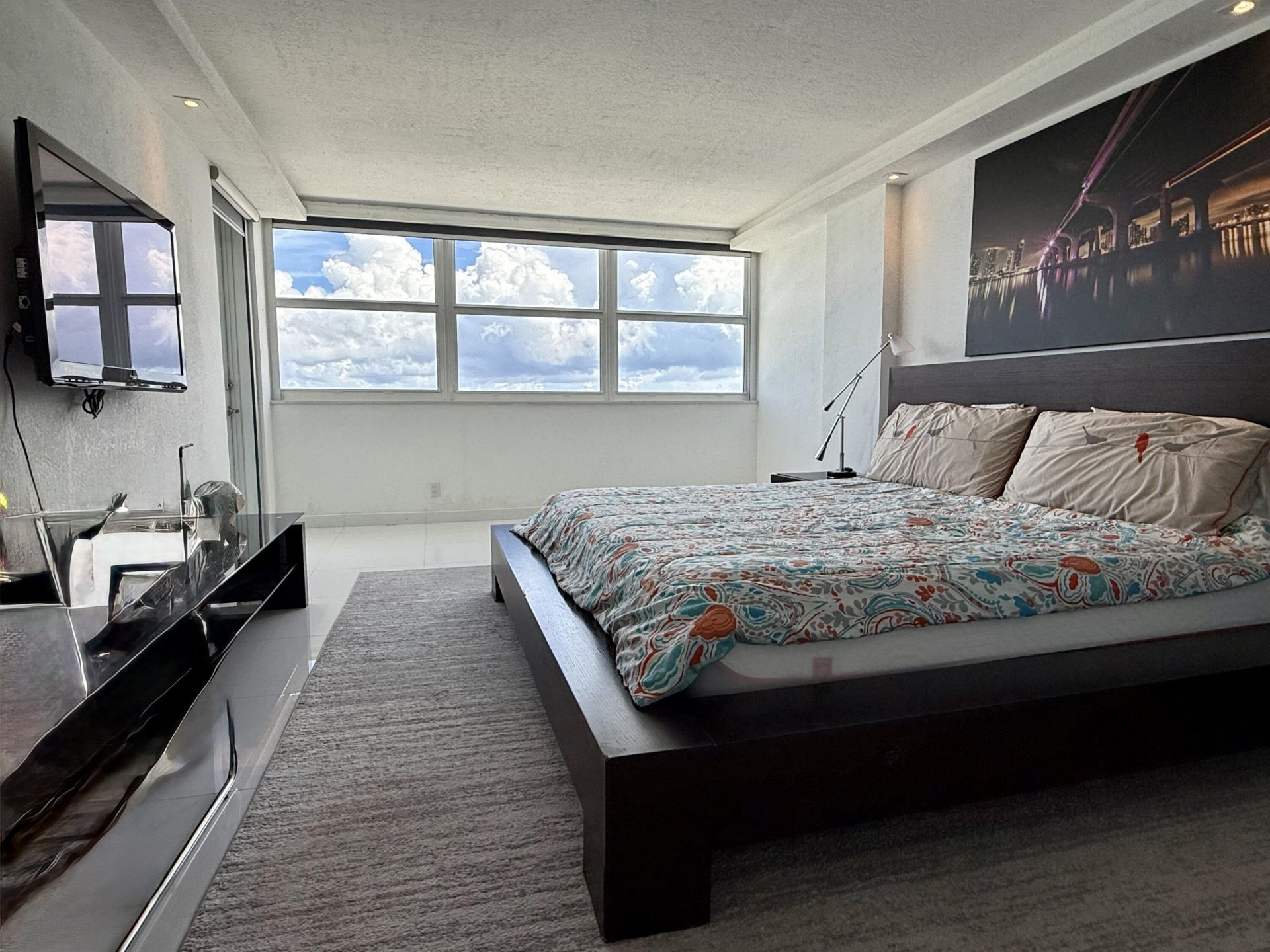 1890 S Ocean Drive, Unit 703, Hallandale Beach, FL 33009 Photo