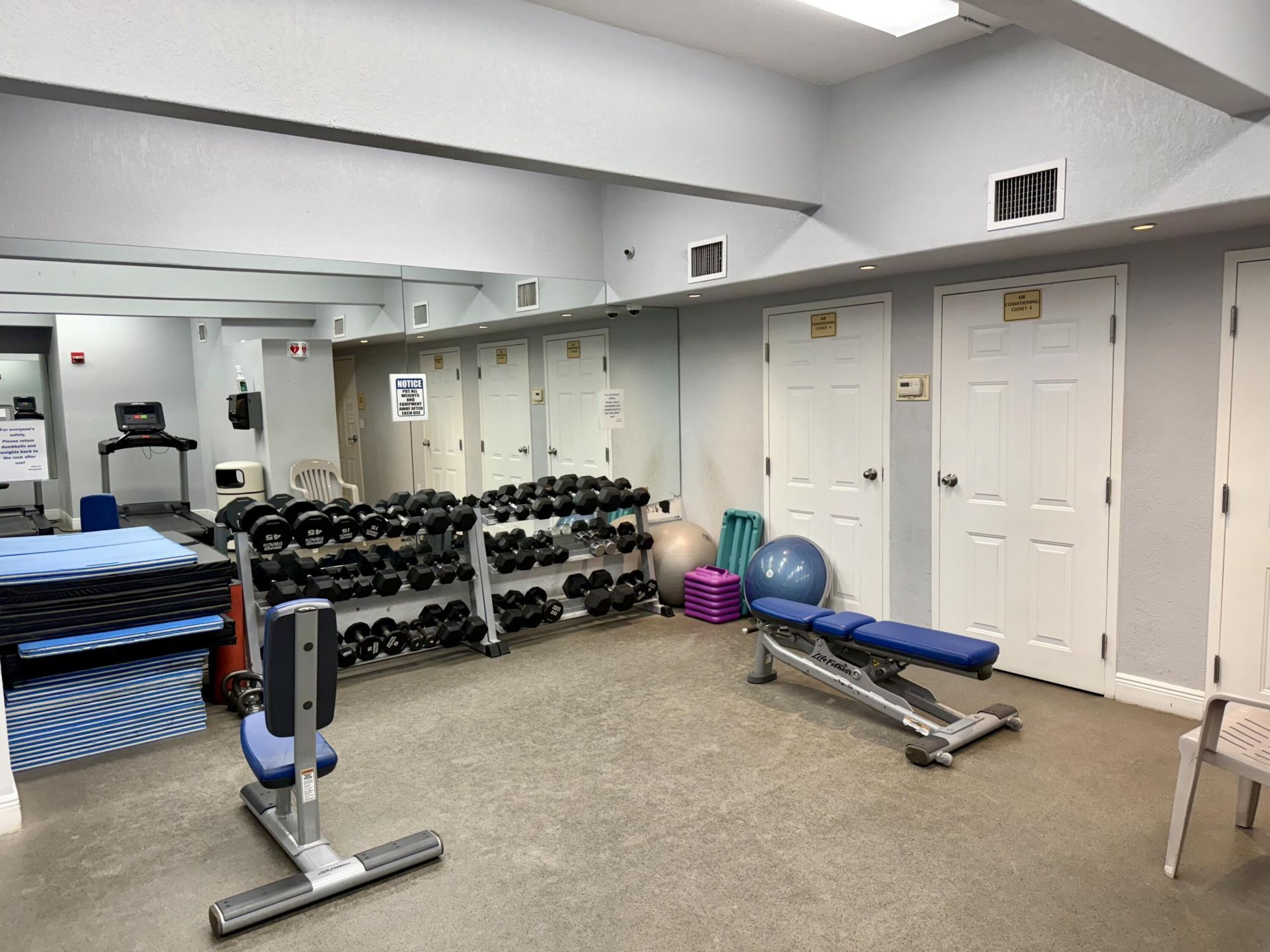 1890 S Ocean Drive, Unit 703, Hallandale Beach, FL 33009 Photo