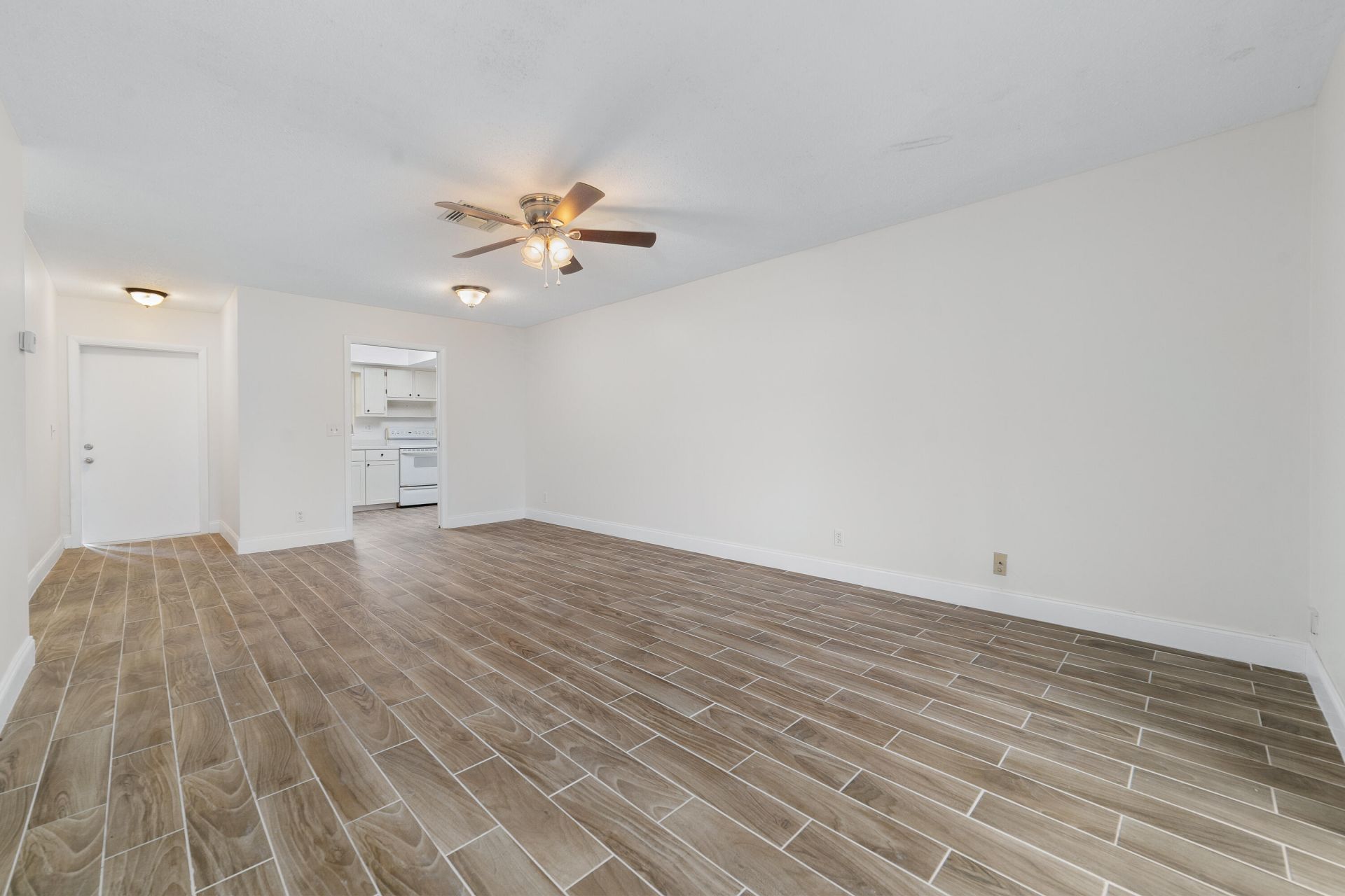 2567 Dudley Drive W, Unit F, West Palm Beach, FL 33415 Photo
