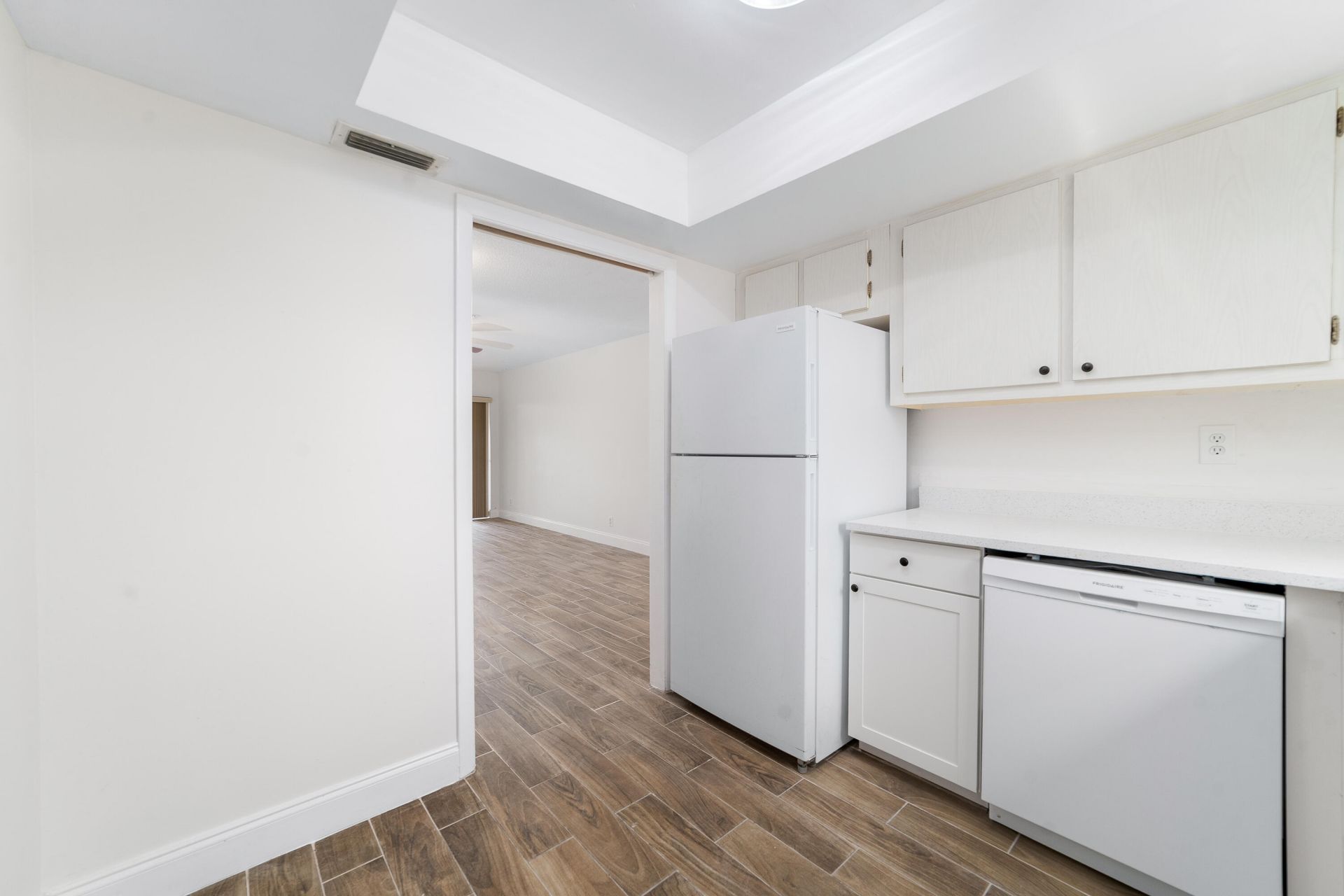 2567 Dudley Drive W, Unit F, West Palm Beach, FL 33415 Photo