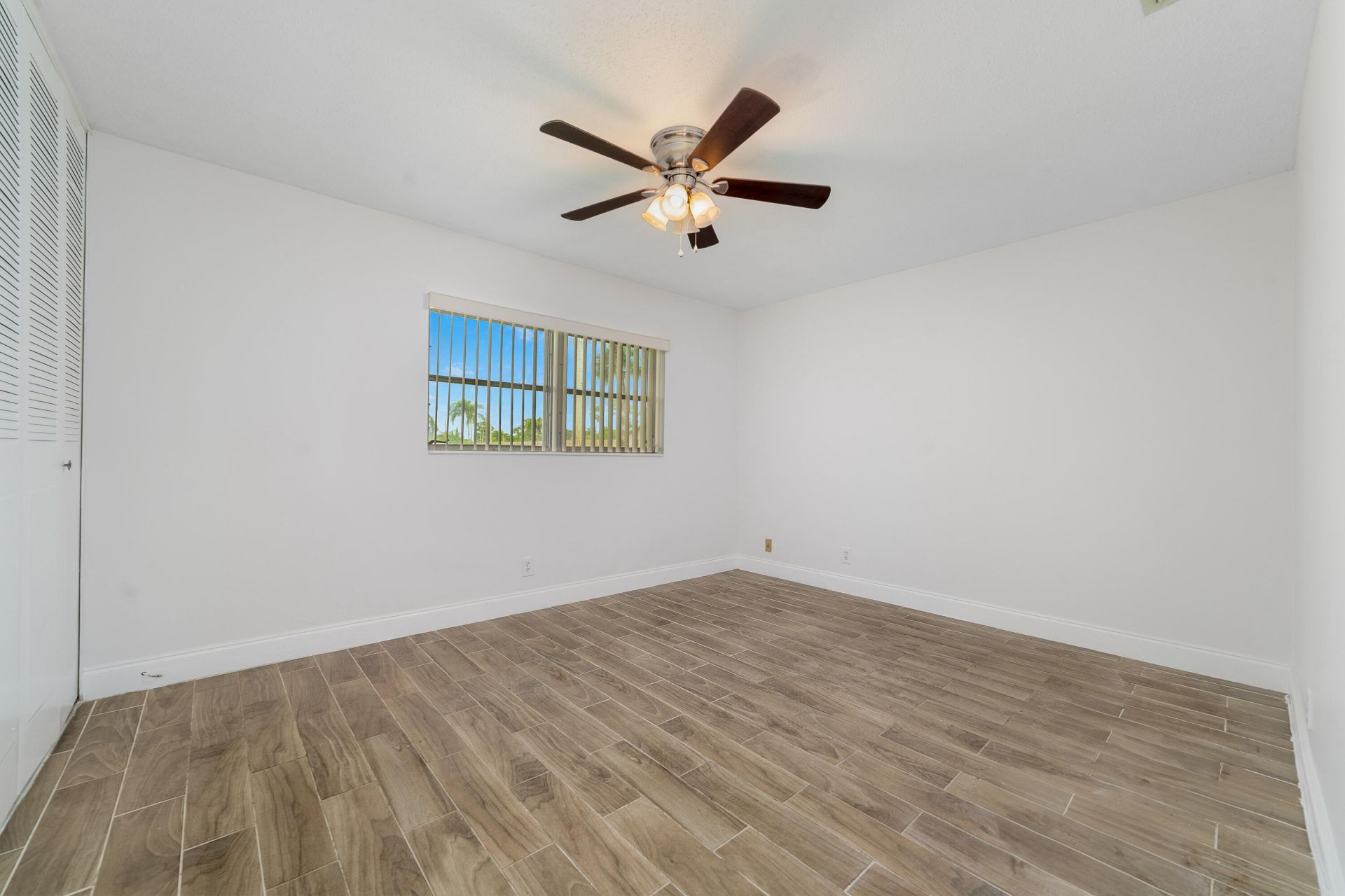 2567 Dudley Drive W, Unit F, West Palm Beach, FL 33415 Photo
