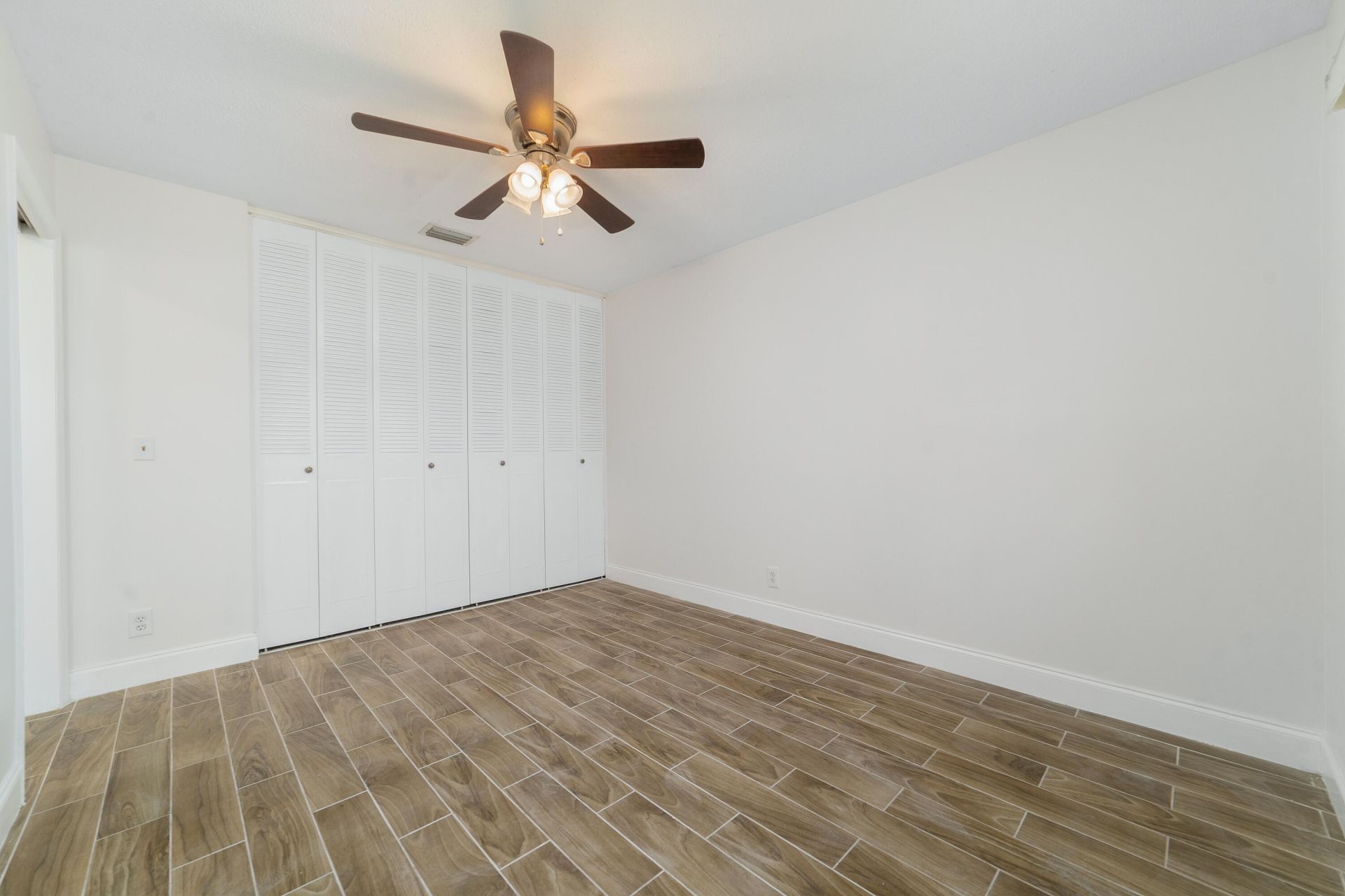 2567 Dudley Drive W, Unit F, West Palm Beach, FL 33415 Photo