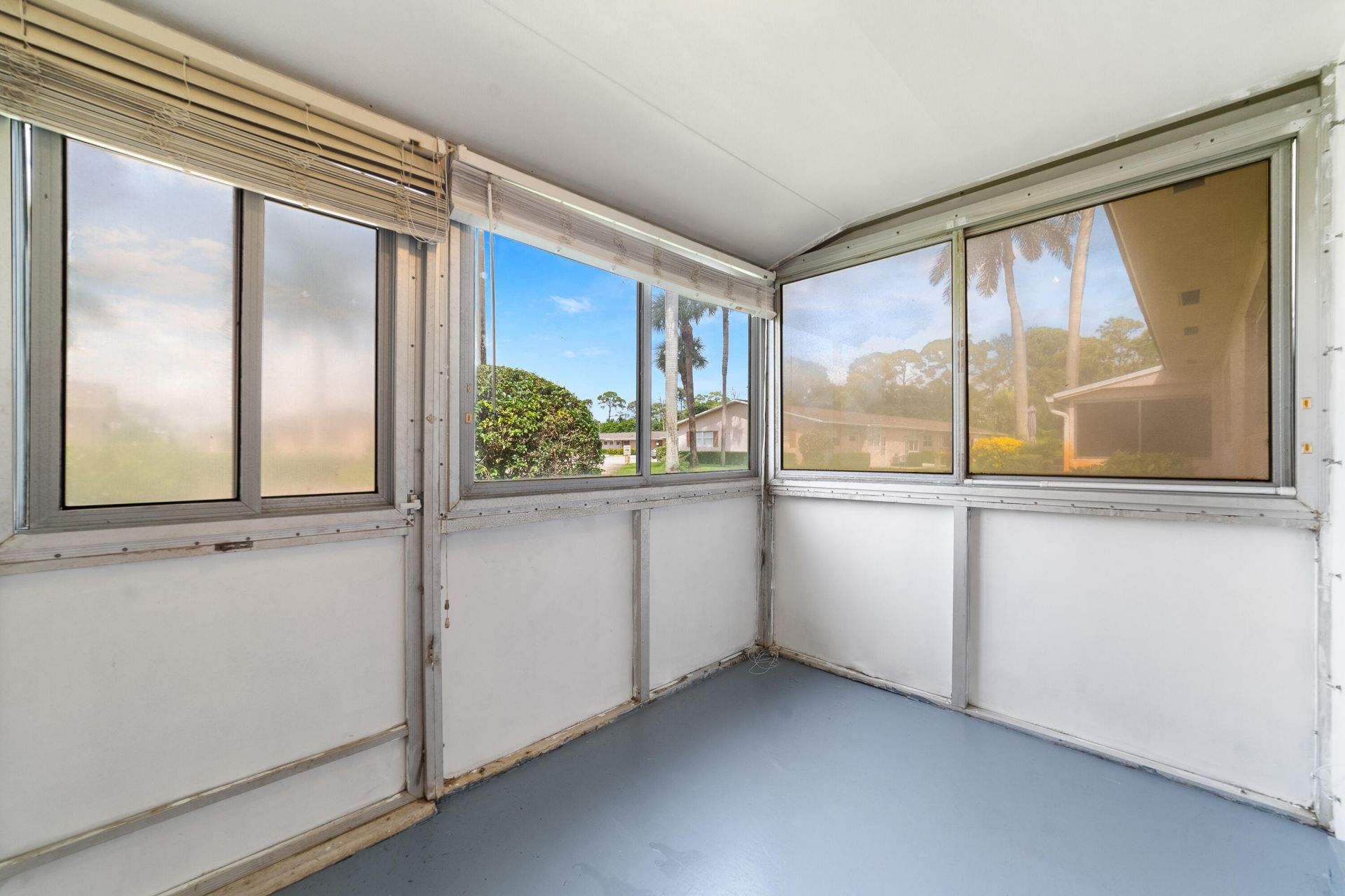 2567 Dudley Drive W, Unit F, West Palm Beach, FL 33415 Photo