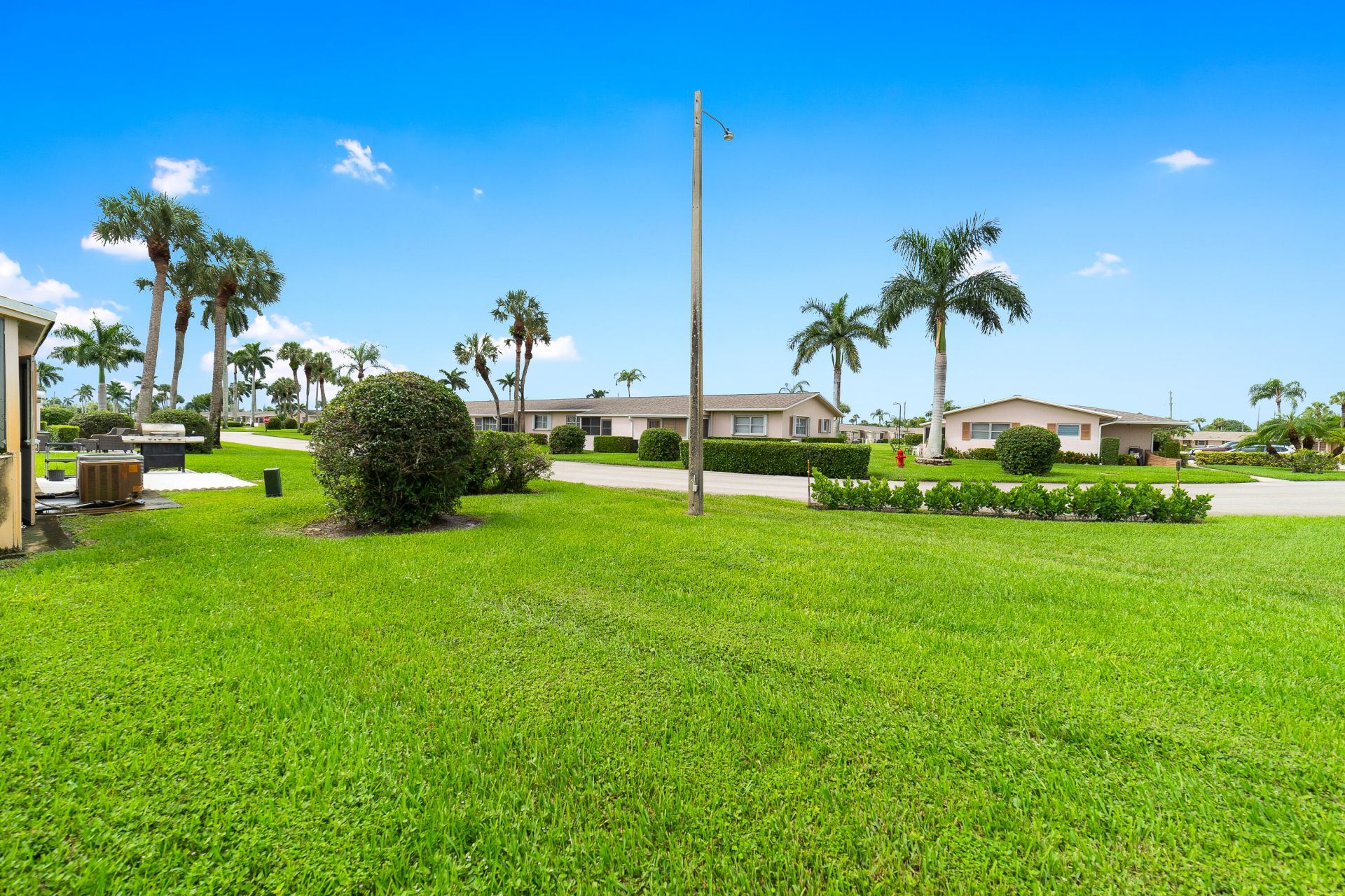 2567 Dudley Drive W, Unit F, West Palm Beach, FL 33415 Photo