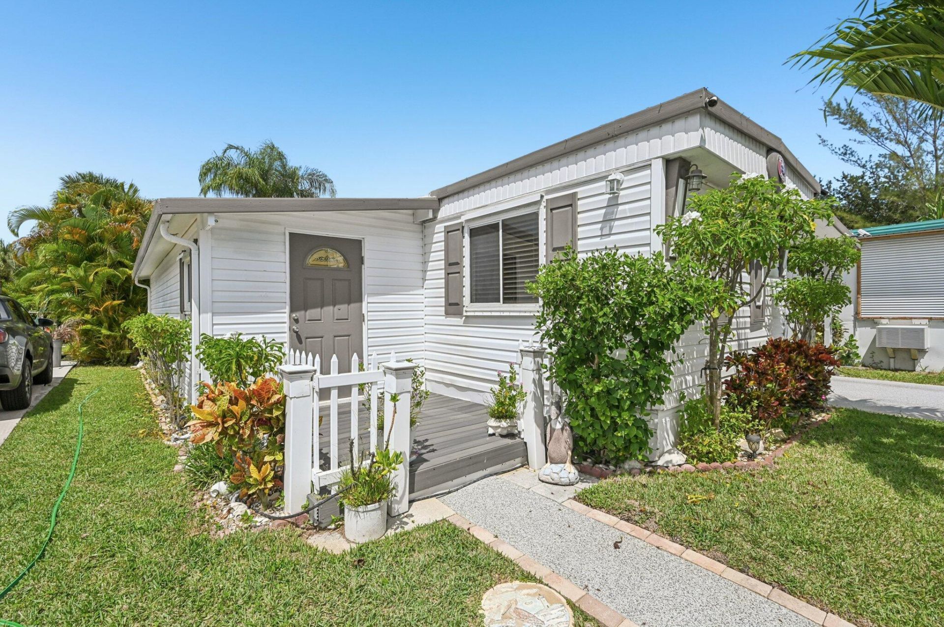 4756 NE Blue Heron Lane, Jensen Beach, FL 34957 Photo