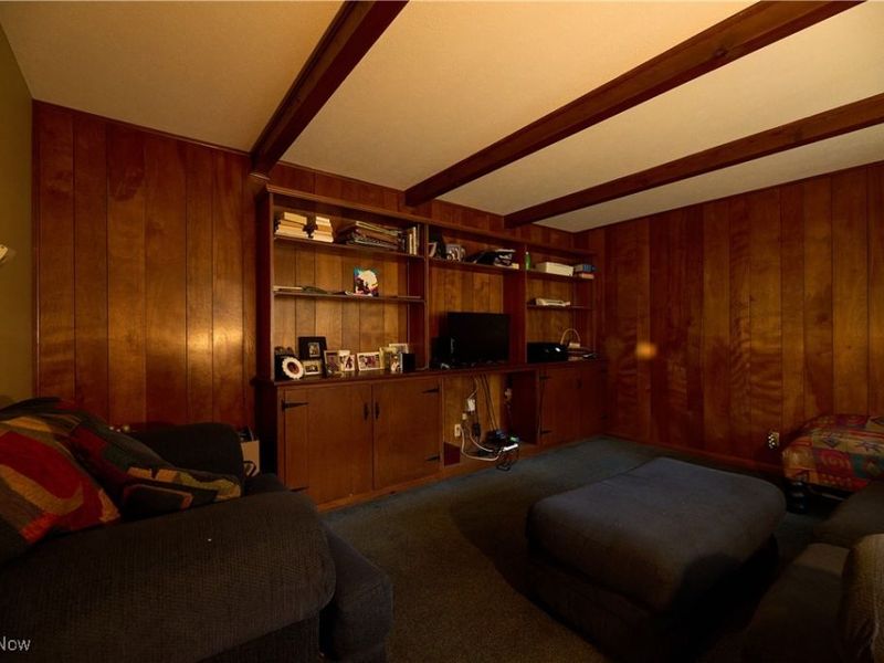 7100 Chestnut Drive, Walton Hills, OH 44146 Photo 17