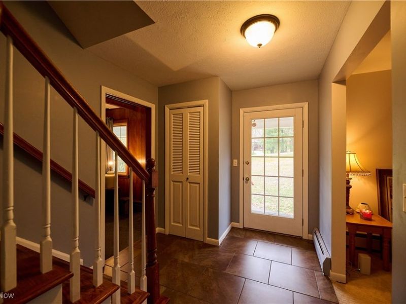 7100 Chestnut Drive, Walton Hills, OH 44146 Photo 18