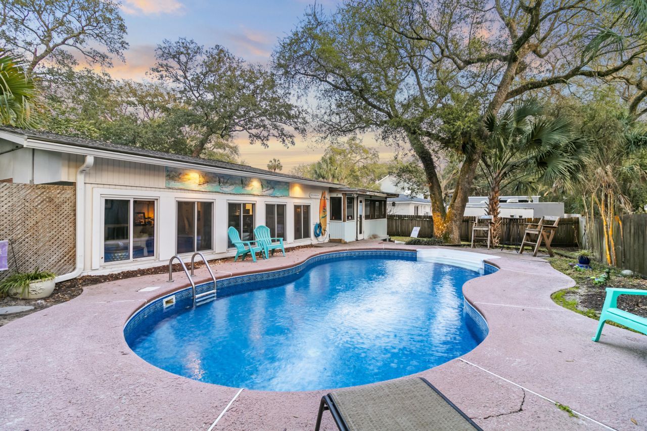 23 24th Avenue Photo 1