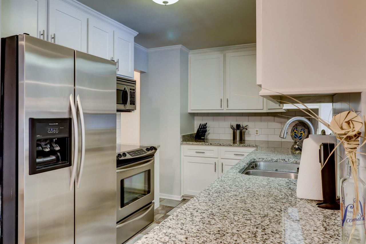 23 24th Avenue Photo 16