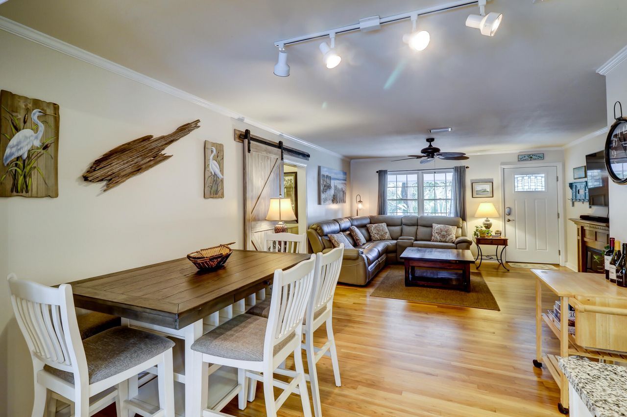 23 24th Avenue Photo 18