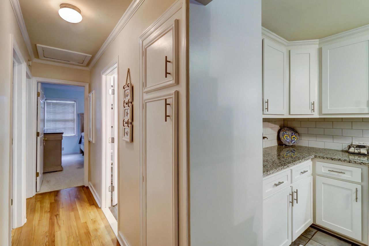 23 24th Avenue Photo 22