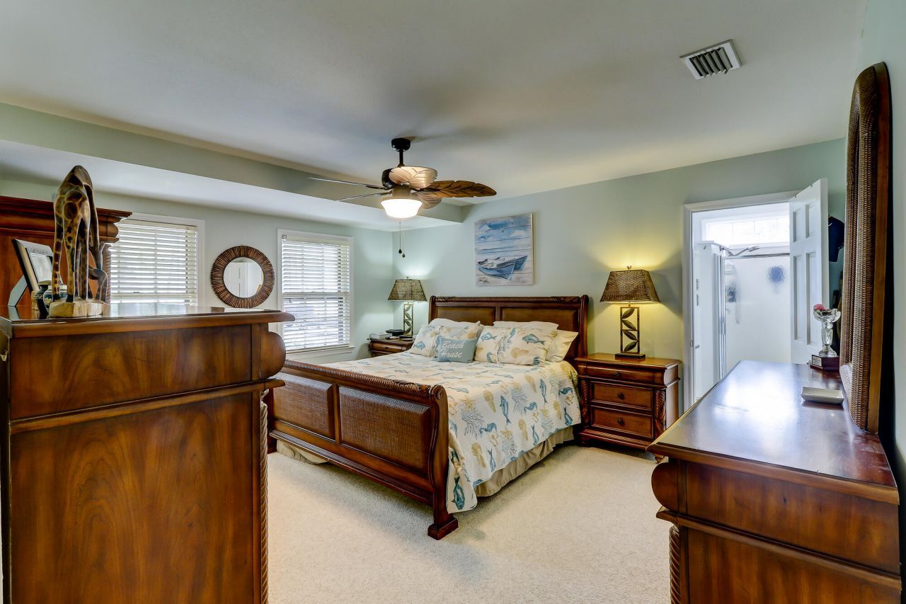 23 24th Avenue Photo 24