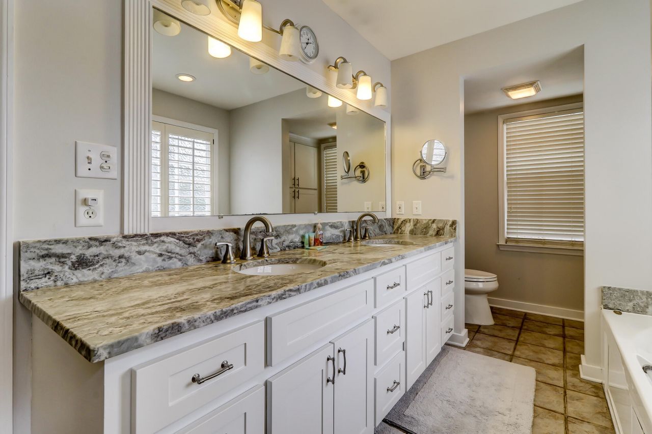 23 24th Avenue Photo 27