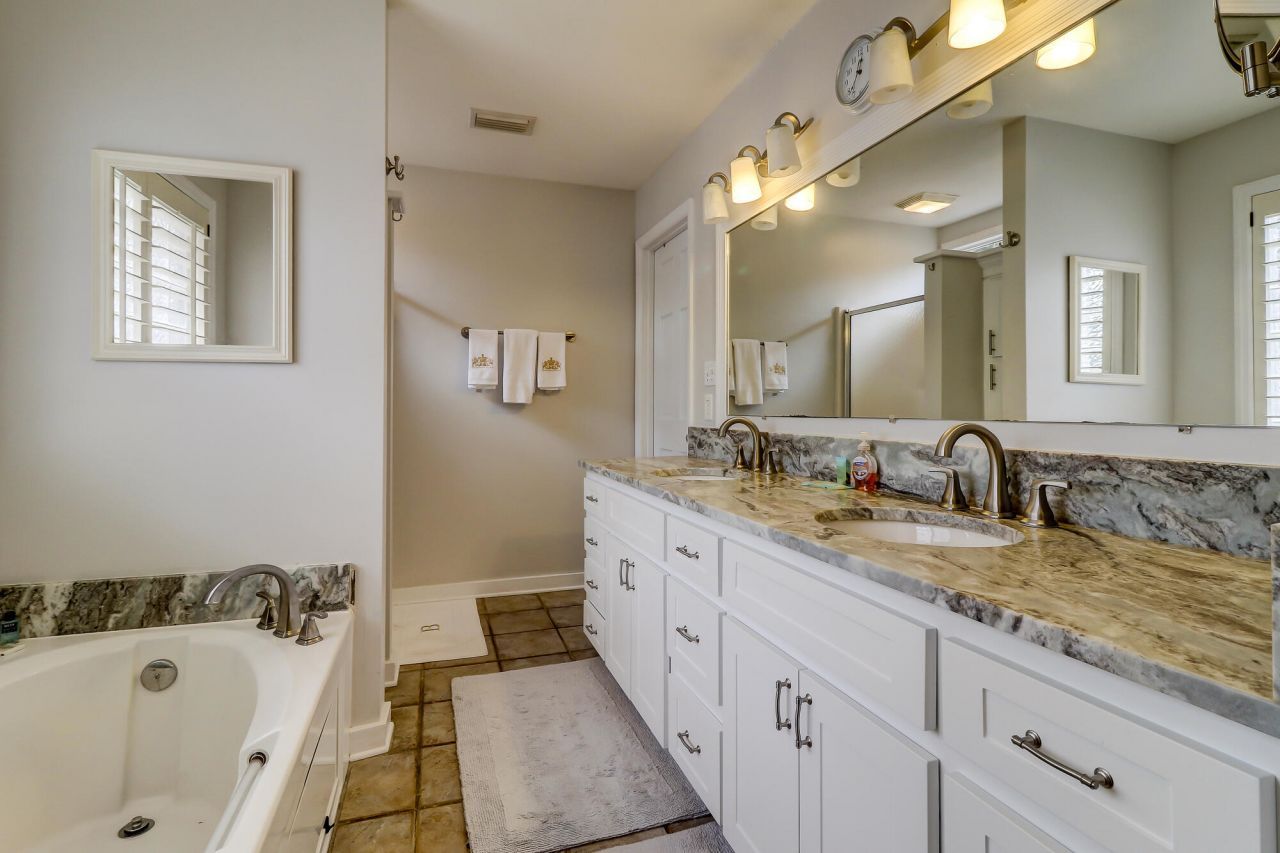 23 24th Avenue Photo 28