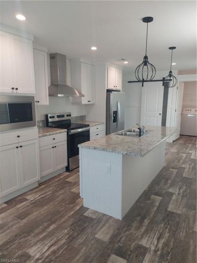 63 Poplar Pl, Fort Myers, FL 33908 Photo