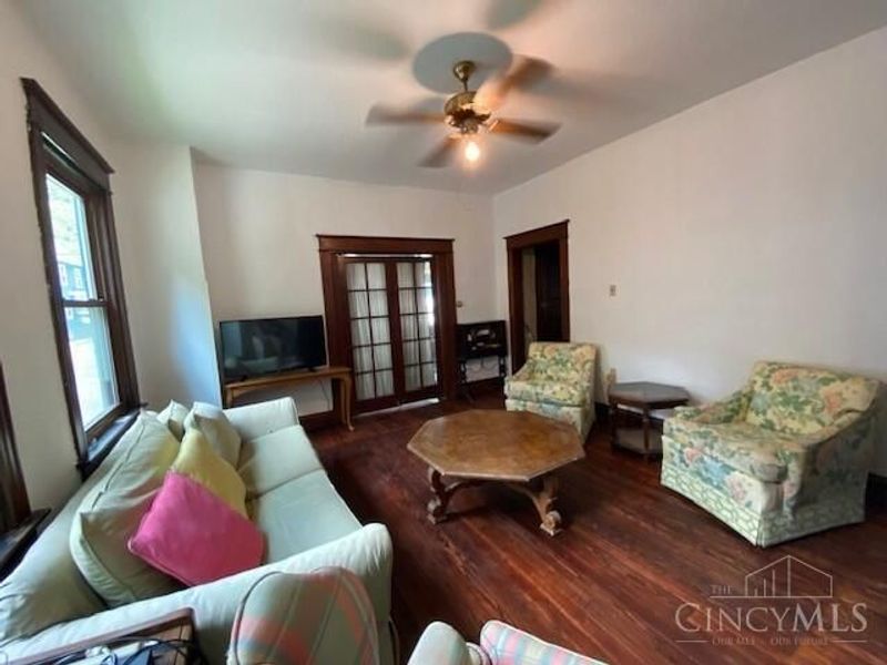 3109 Linwood Avenue, Cincinnati, OH 45208 Photo 9