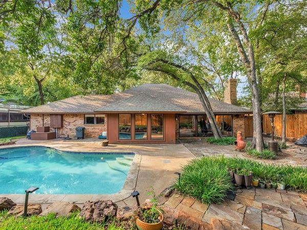 4307 Churchwood Drive, Arlington, TX 76016