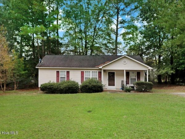 150 Creekside Drive, Four Oaks, NC 27524