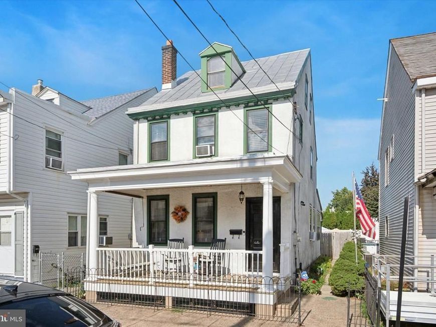 209 Dorrance Street, Bristol, PA 19007 Main Photo
