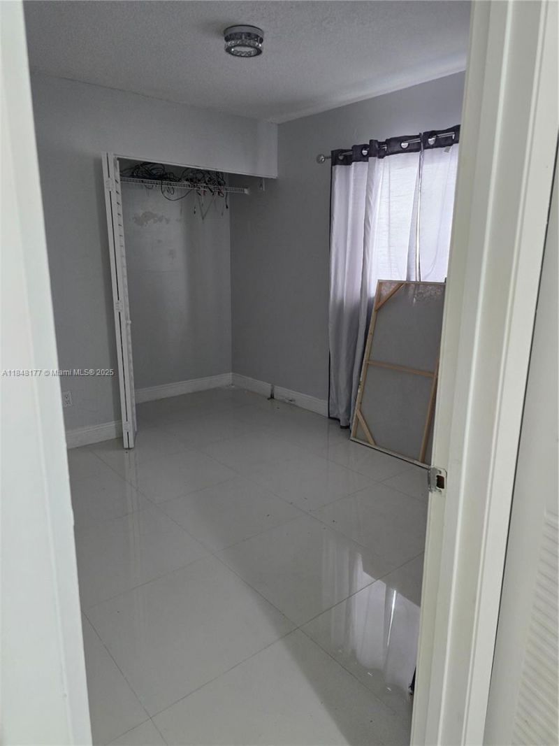 11465 NW 88th Ct, Hialeah Gardens, FL 33018 Photo