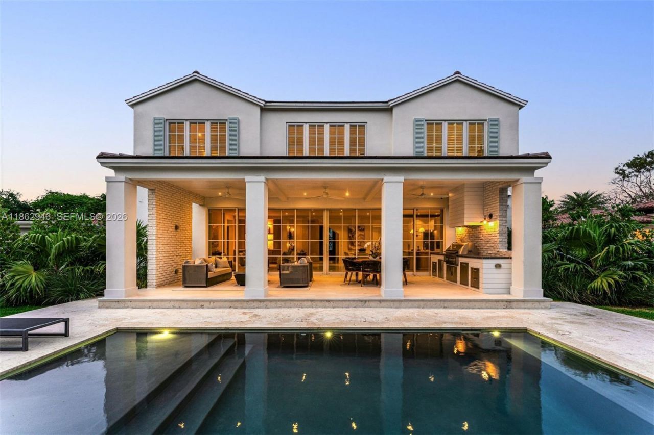 5950 SW 83rd St, South Miami, FL 33143 Photo