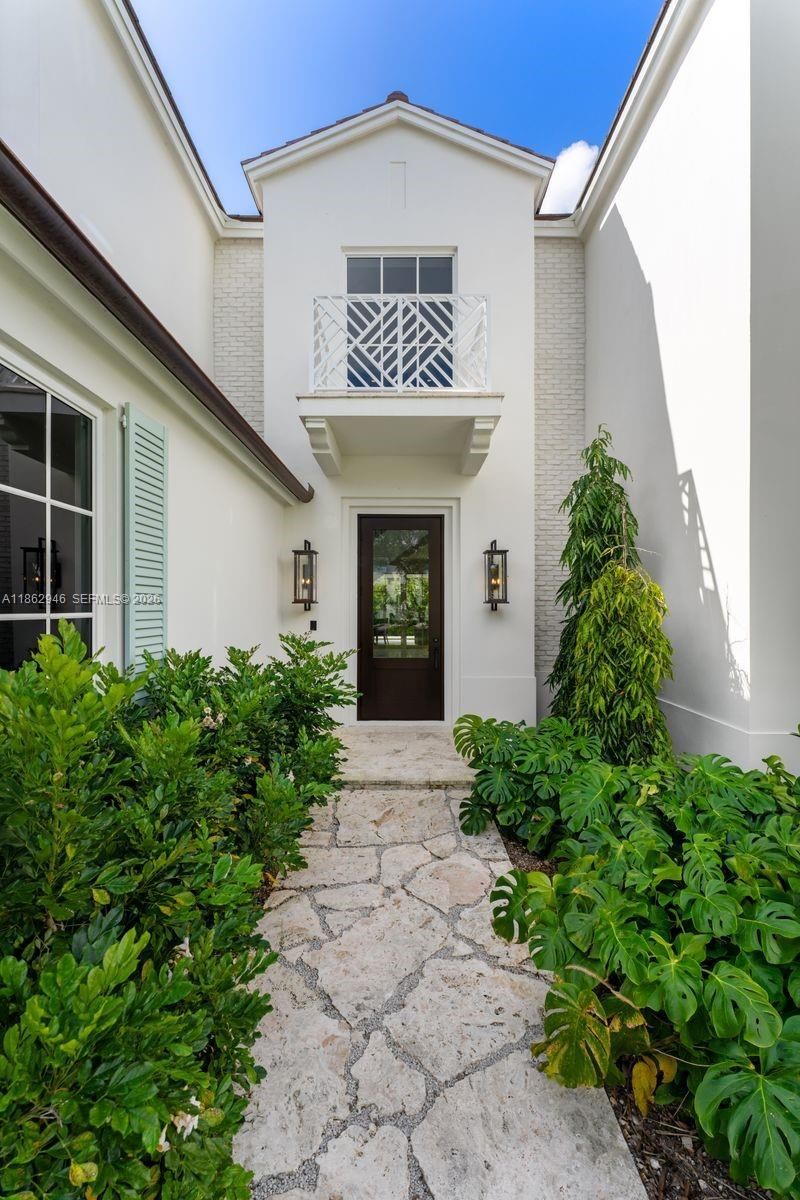 5950 SW 83rd St, South Miami, FL 33143 Photo