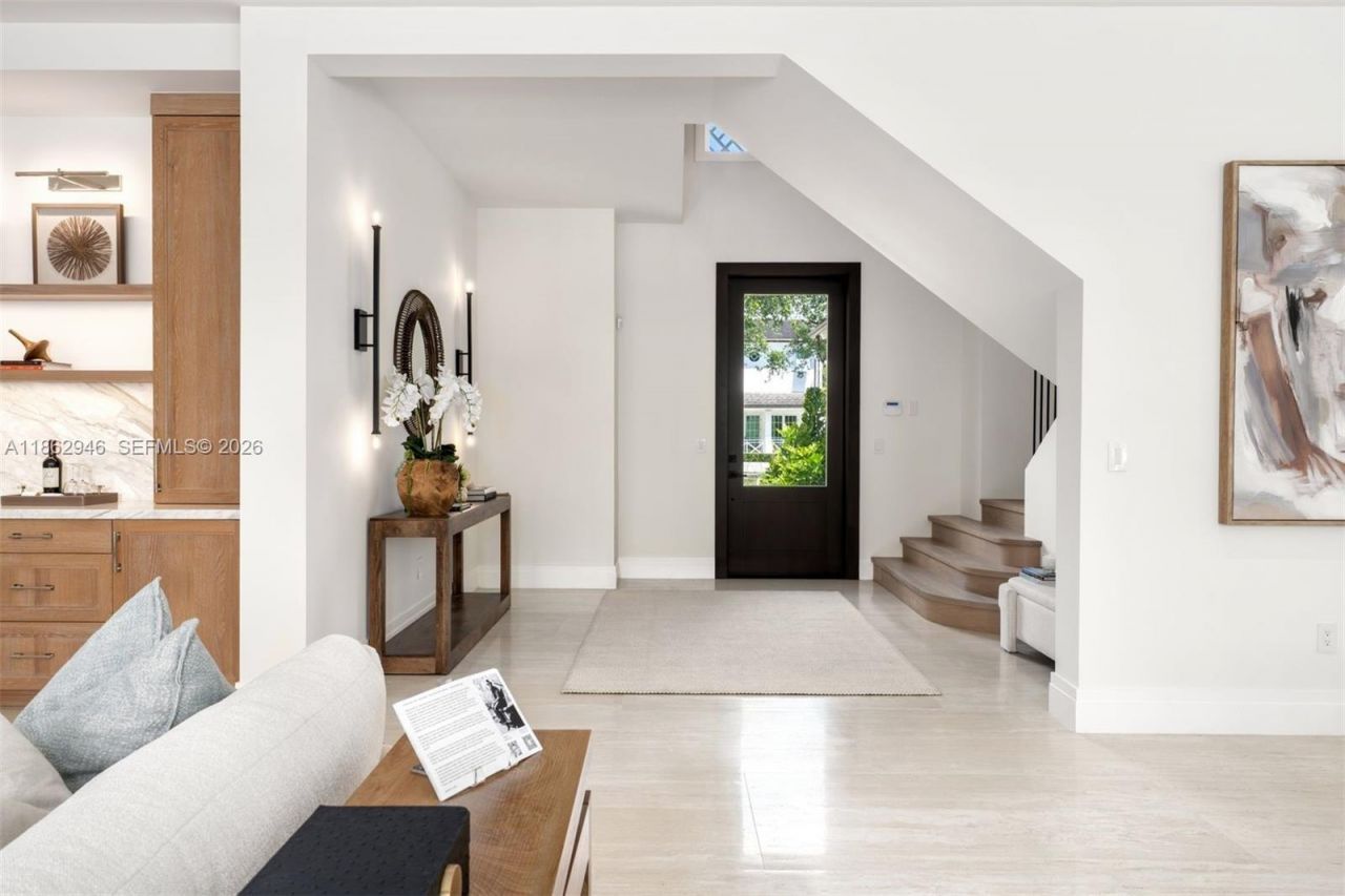 5950 SW 83rd St, South Miami, FL 33143 Photo