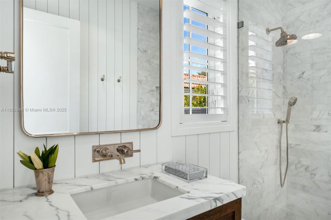 5950 SW 83rd St, South Miami, FL 33143 Photo