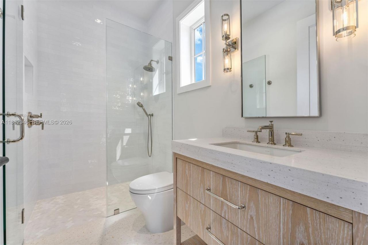 5950 SW 83rd St, South Miami, FL 33143 Photo