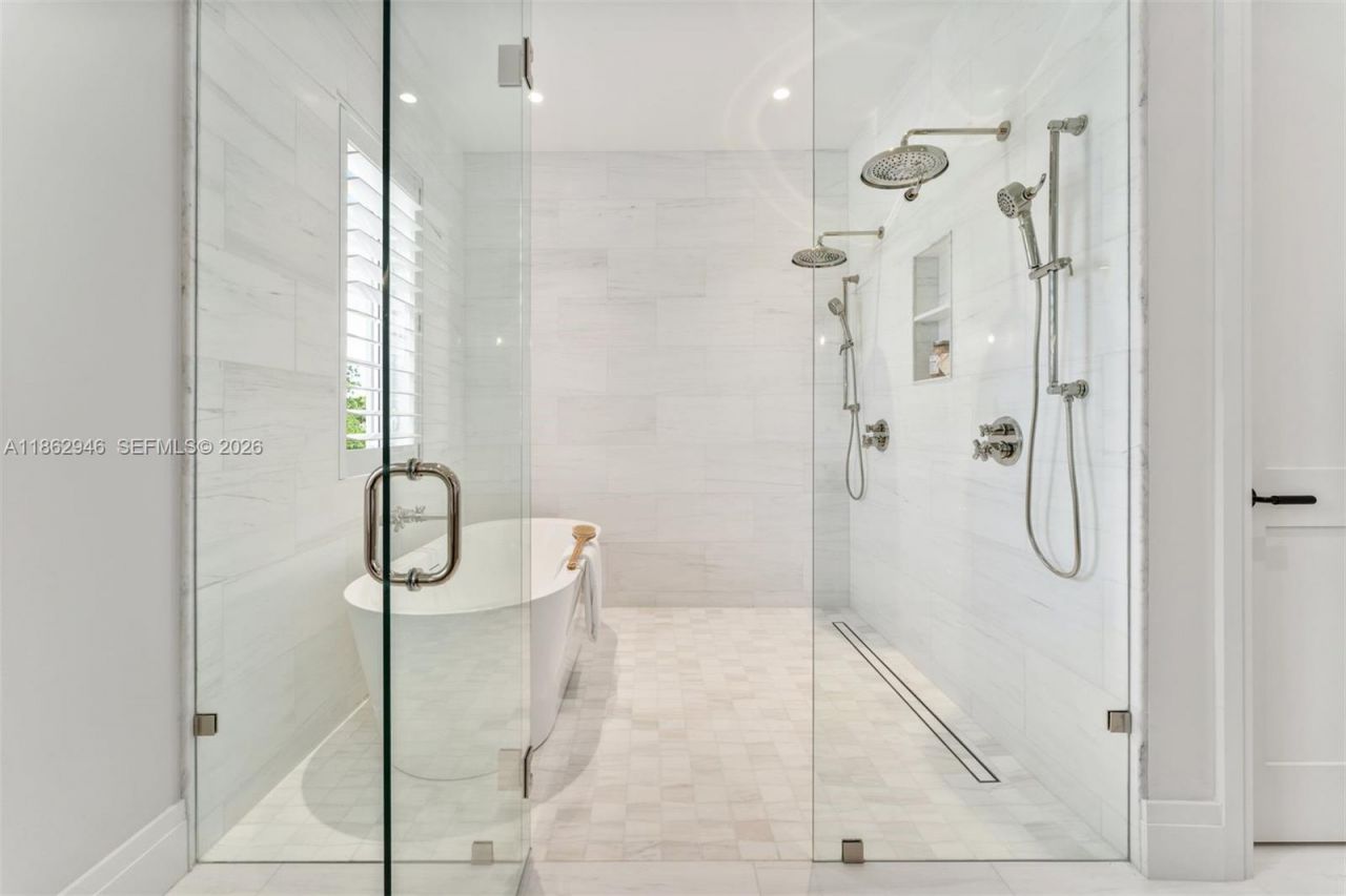 5950 SW 83rd St, South Miami, FL 33143 Photo