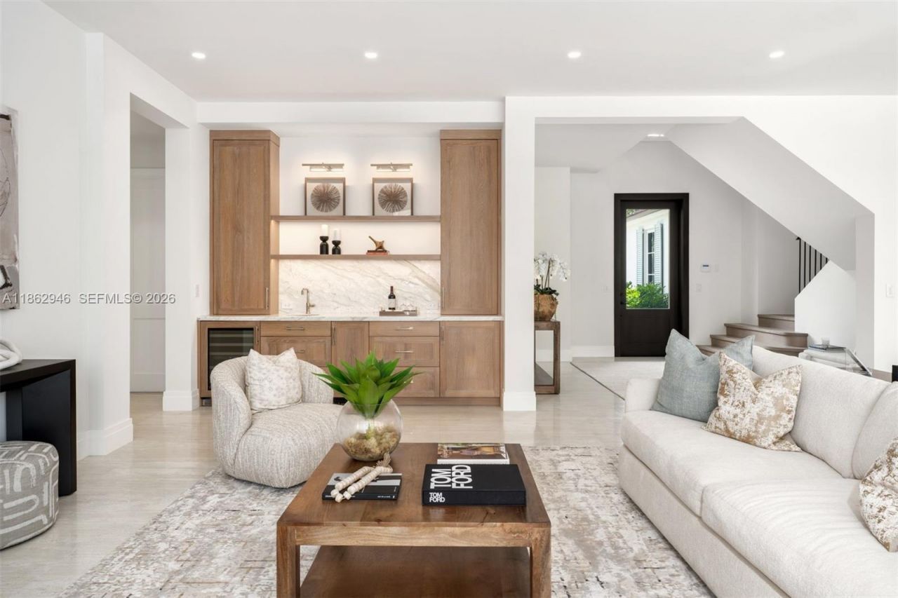 5950 SW 83rd St, South Miami, FL 33143 Photo