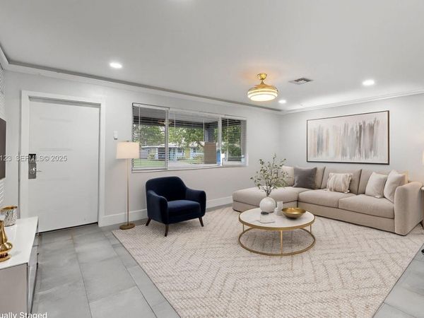 500 NW 30th St, Wilton Manors, FL 33311