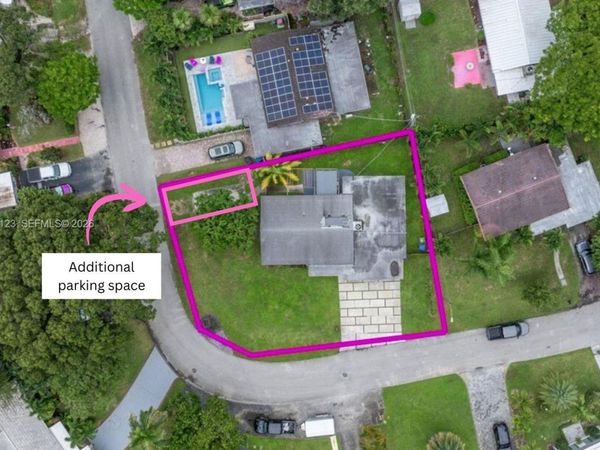 500 NW 30th St, Wilton Manors, FL 33311