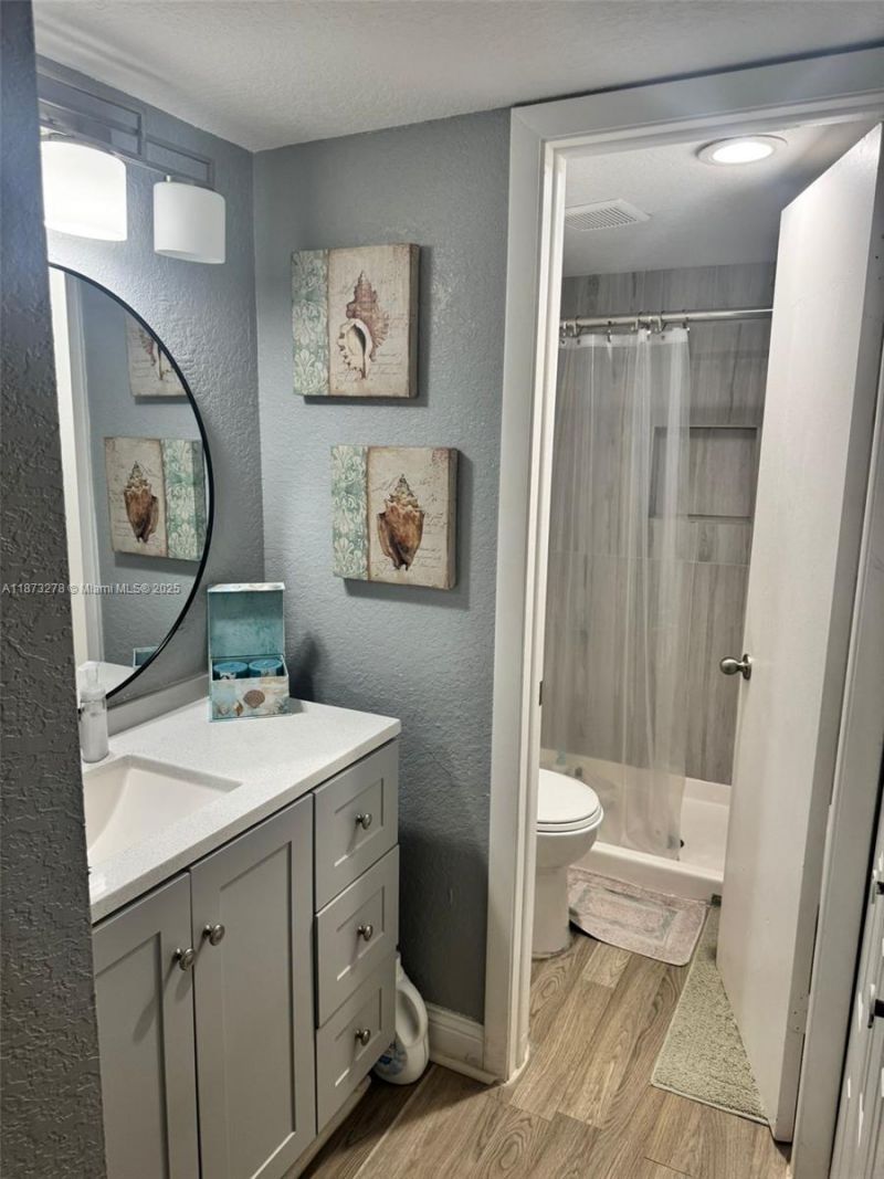 10332 Sunrise Lakes Blvd, Unit 106, Sunrise, FL 33322 Photo