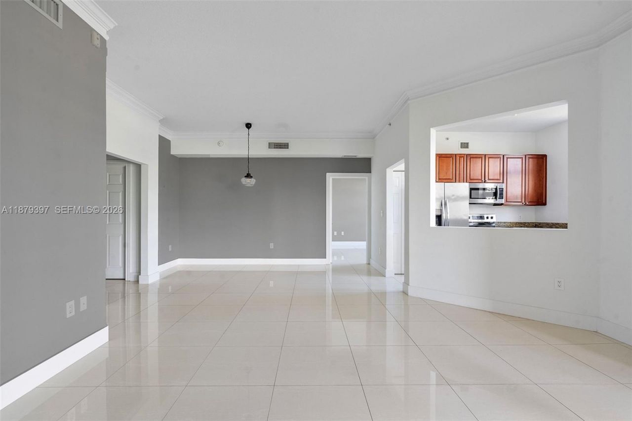 3001 NE 185th St, Unit 411, Aventura, FL 33180 Photo