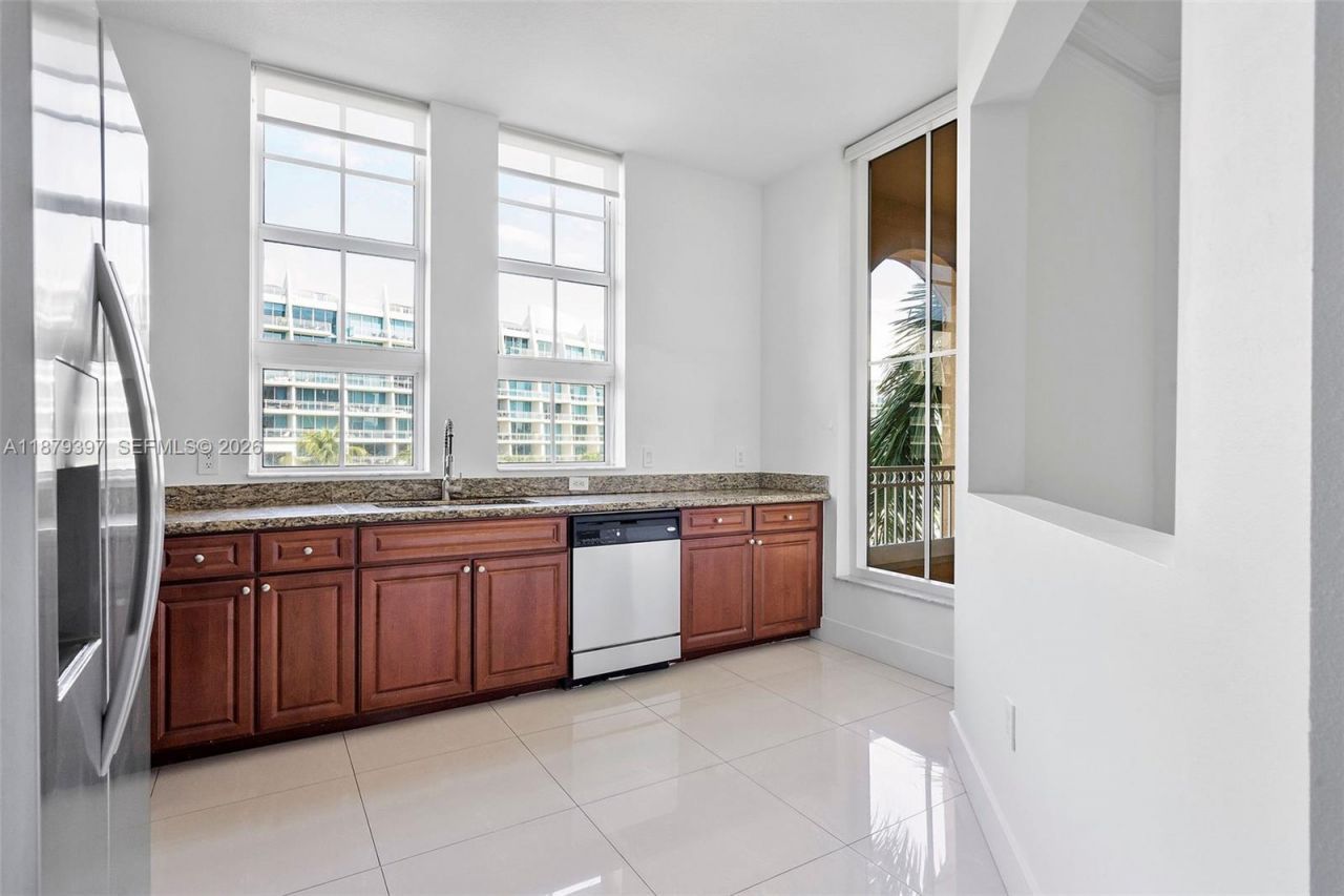 3001 NE 185th St, Unit 411, Aventura, FL 33180 Photo