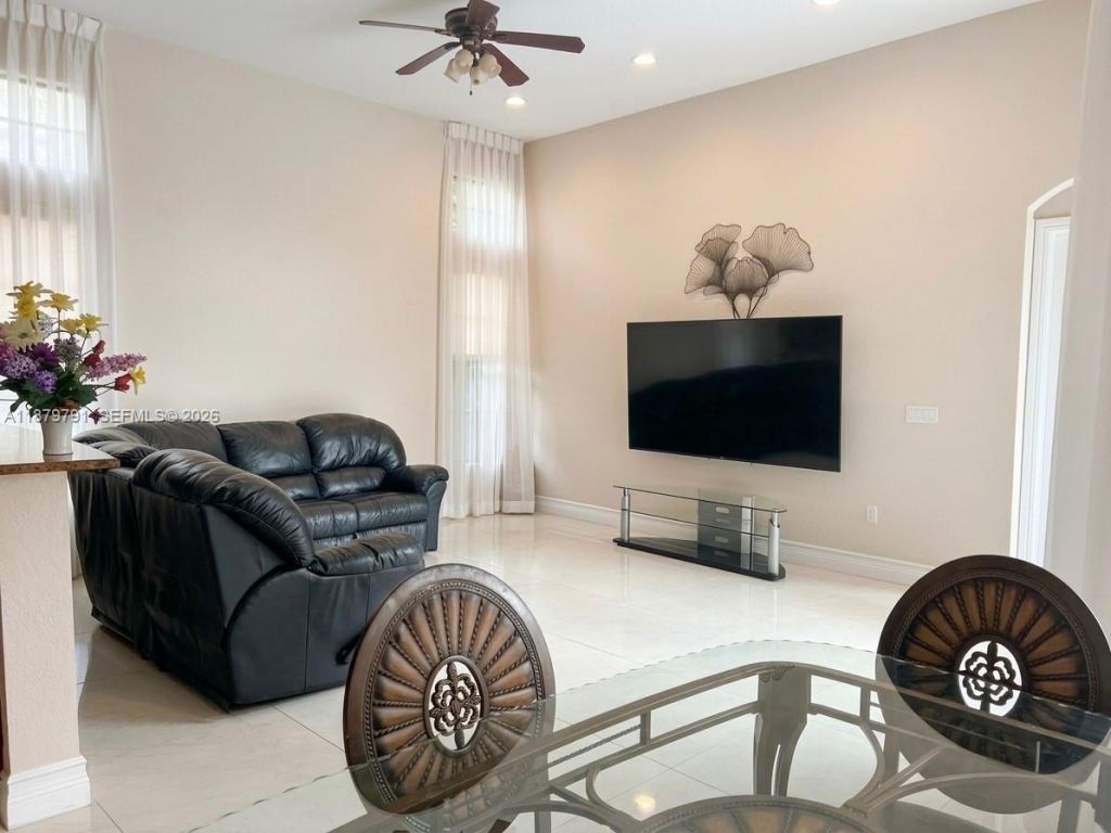 3445 NW 87th Ave, Cooper City, FL 33024 Photo