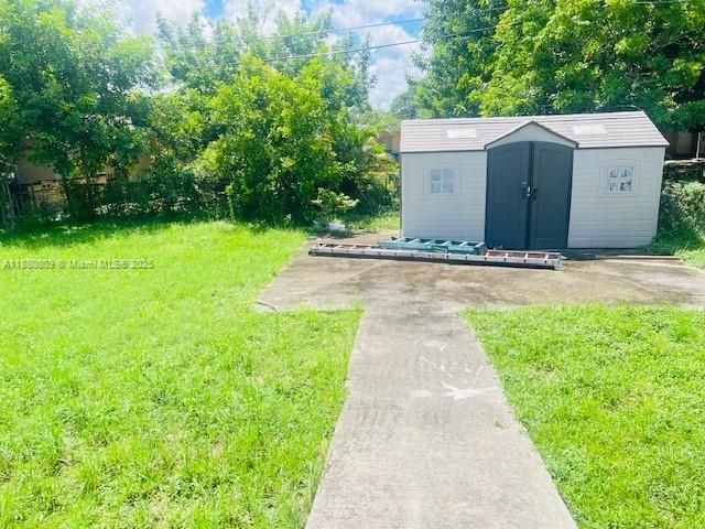 1732 NW 18th St, Fort Lauderdale, FL 33311 Photo