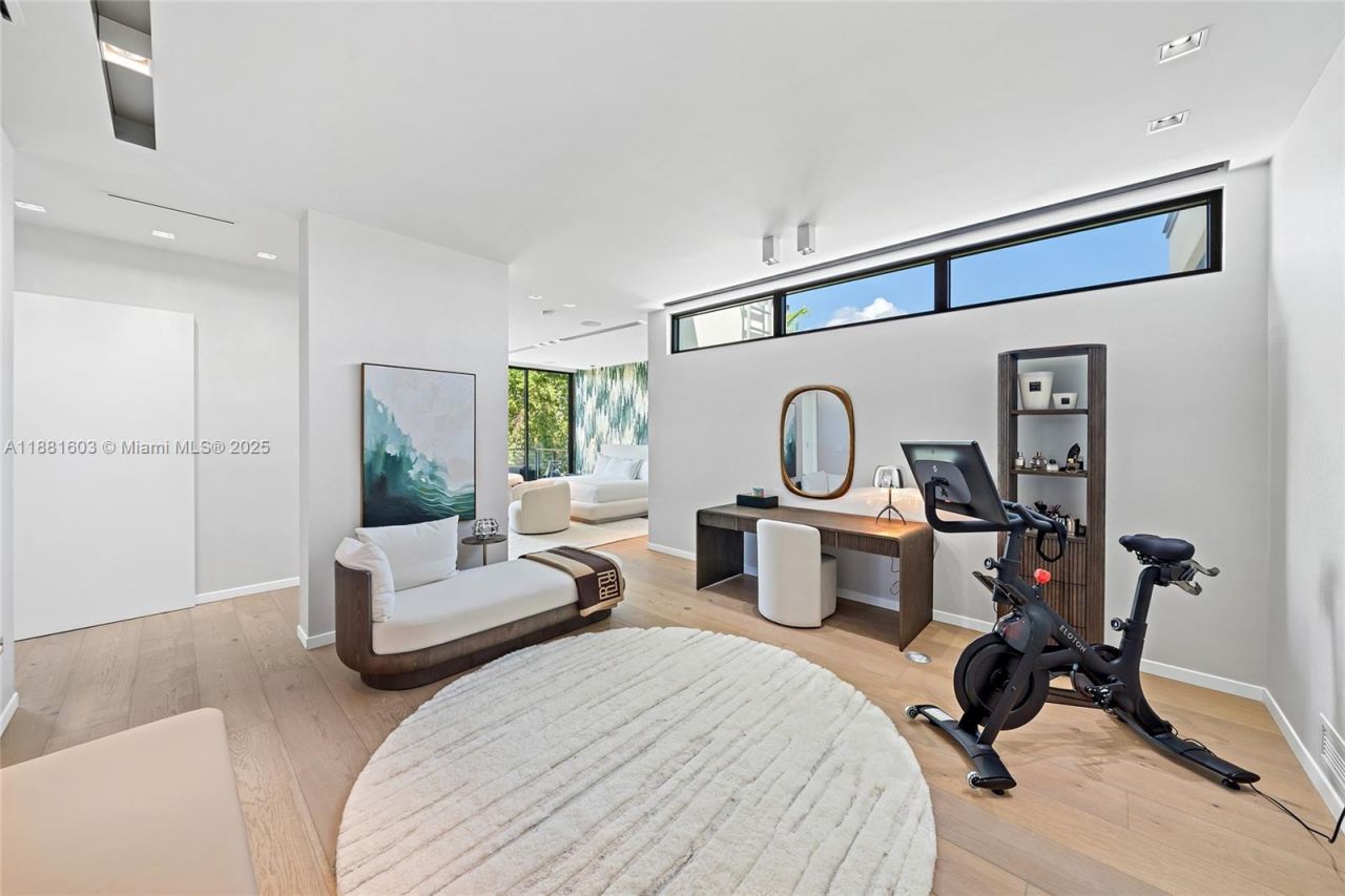 4510 Prairie Ave, Miami Beach, FL 33140 Photo