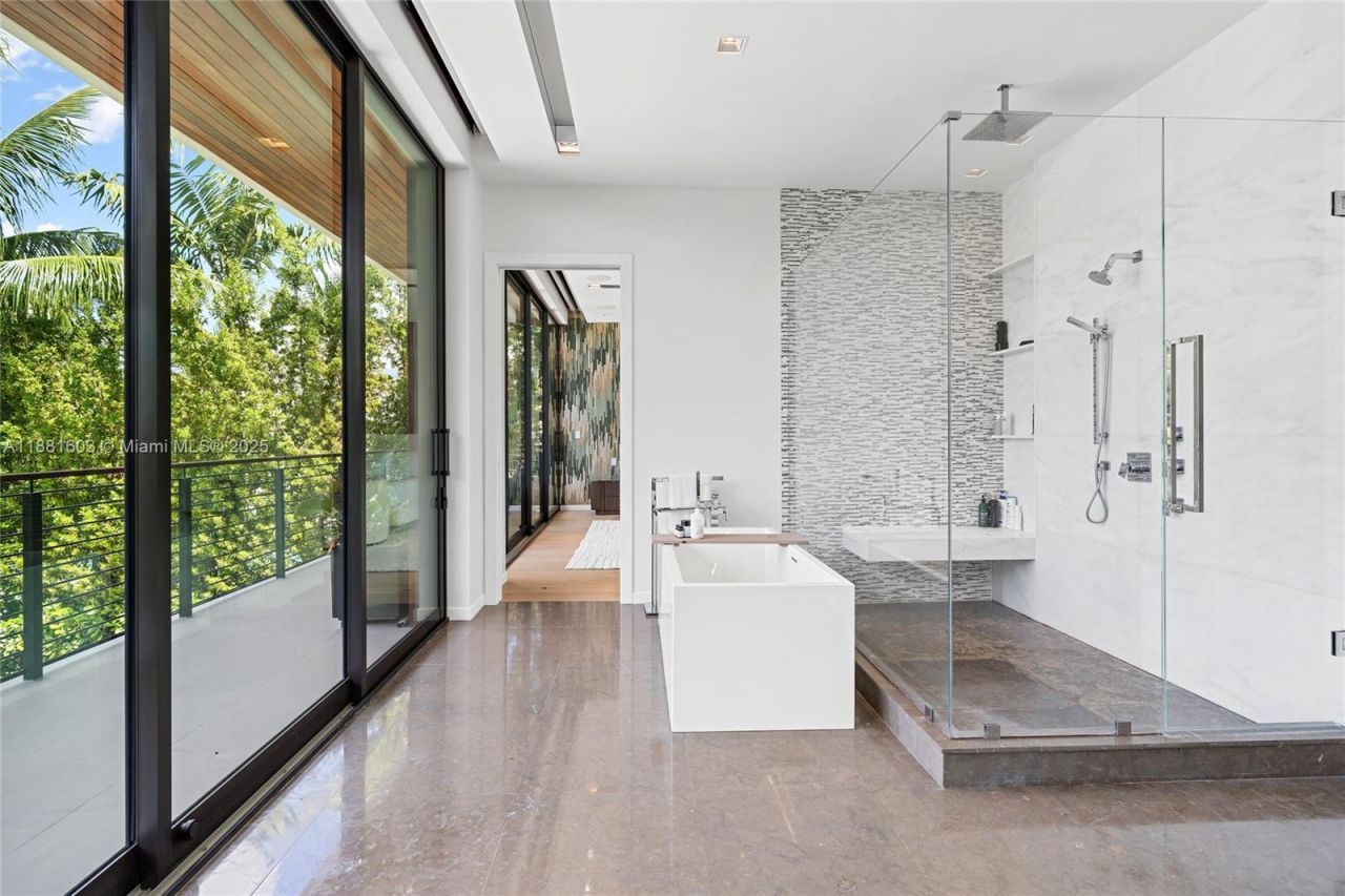 4510 Prairie Ave, Miami Beach, FL 33140 Photo